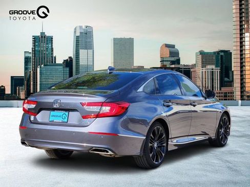 Used 2022 Honda Accord Touring image 6