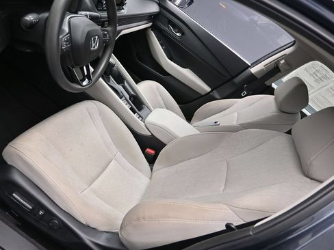 Used 2024 Honda Accord EX image 19