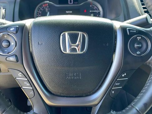 Used 2017 Honda Ridgeline RTL-T image 16