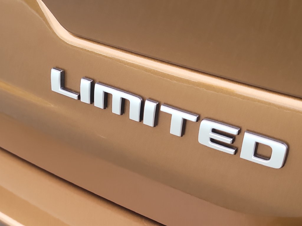 New 2027 Jeep Grand Cherokee Limited AWD/4WD image 7