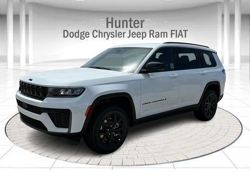 New 2026 Jeep Grand Cherokee L 4WD image 1