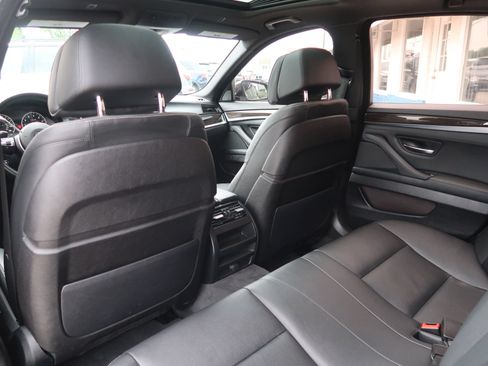 Used 2014 BMW 550i Sedan RWD image 35