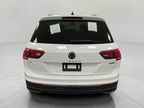Used 2022 Volkswagen Tiguan SE image 5