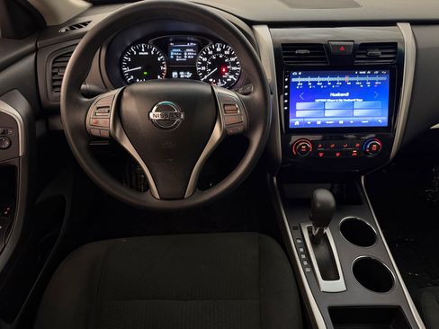 Used 2015 Nissan Altima 2.5 S w/ Power Driver Seat Package FWD image 25