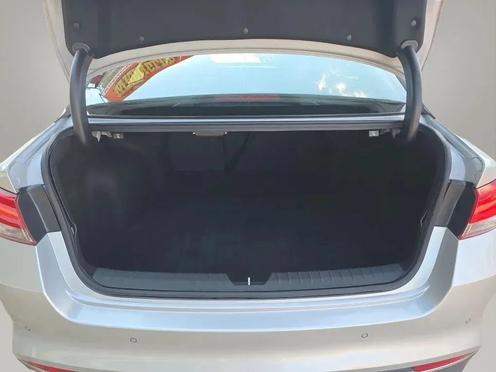 Used 2018 Kia Optima EX FWD image 47