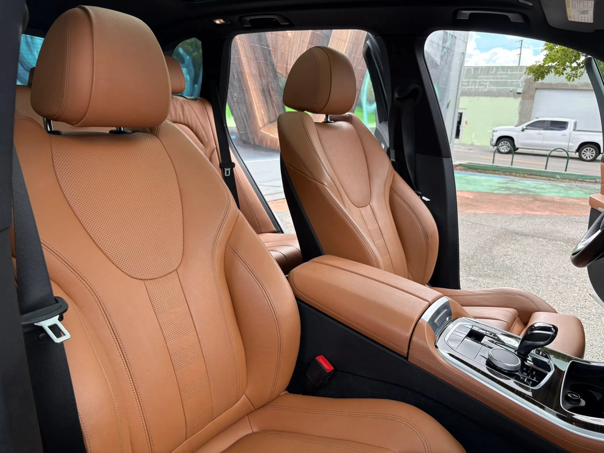 Used 2019 BMW X5 xDrive40i w/ Premium Package AWD/4WD image 30