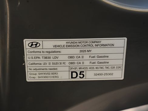 Used 2025 Hyundai Sonata SEL FWD image 32