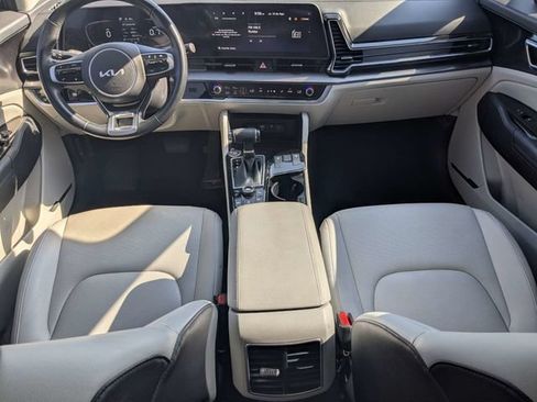 Used 2025 Kia Sportage EX w/ Premium Package FWD image 15