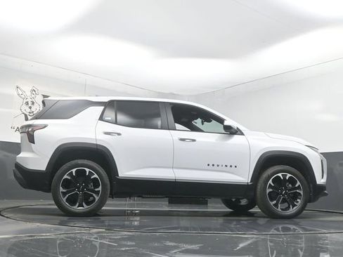 New 2026 Chevrolet Equinox LT w/ Convenience Package II image 31