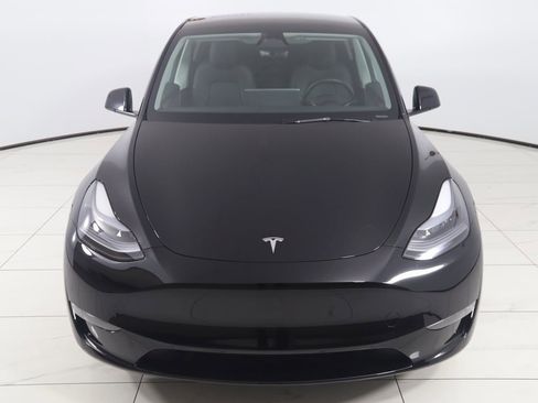 Used 2025 Tesla Model Y Long Range image 56