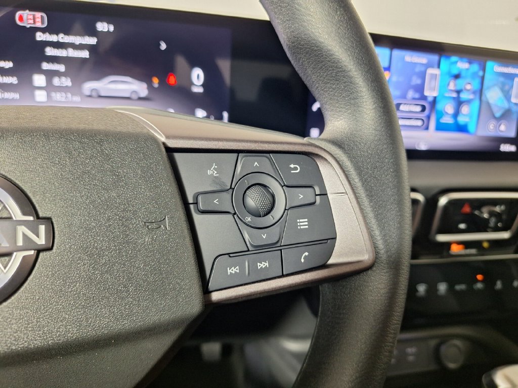 Used 2027 Nissan Sentra SV w/ Floor Mat Package FWD image 18
