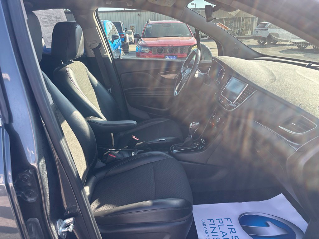 Used 2018 Buick Encore Preferred FWD image 37