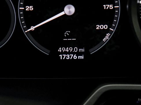 Used 2024 Porsche 911 Carrera w/ Premium Package image 65