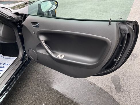 Used 2009 Pontiac Solstice Coupe w/ Premium Package image 19