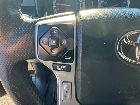 Used 2018 Toyota 4Runner SR5 w/ Wilderness Package image 23