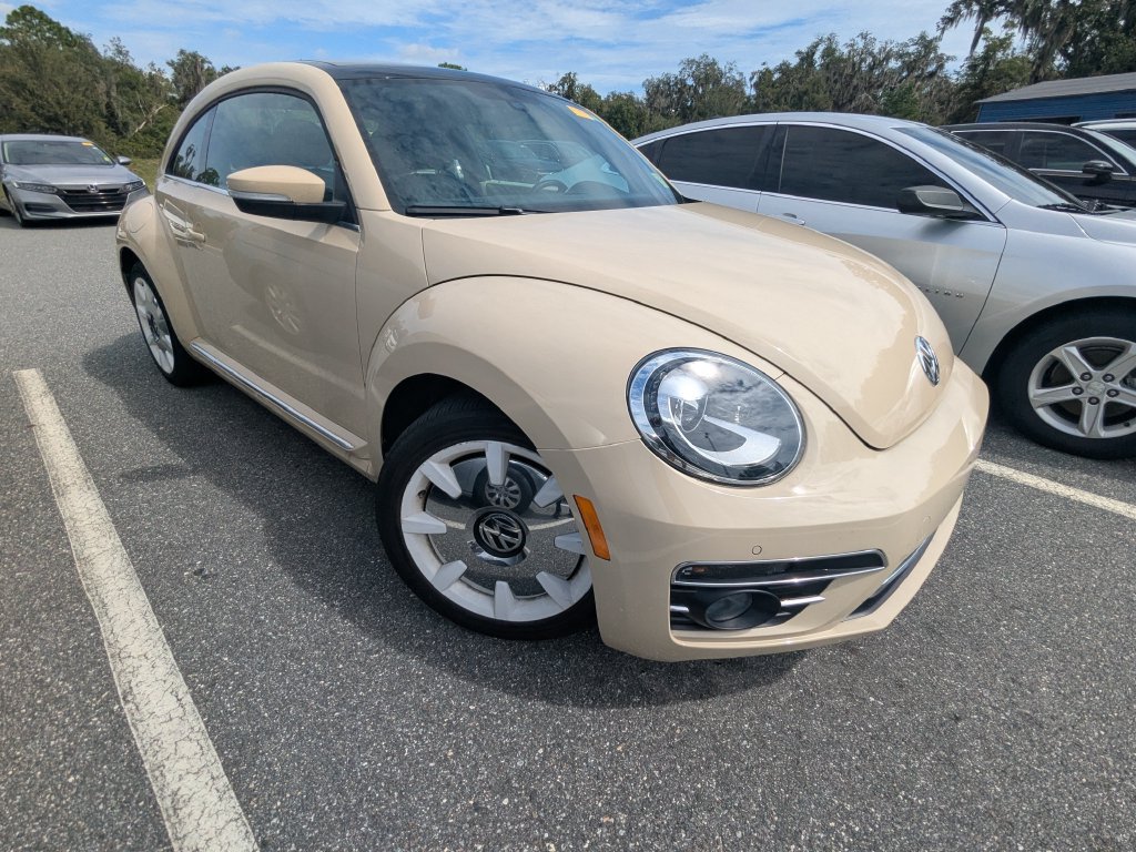Used 2019 Volkswagen Beetle 2.0T Final Edition SEL FWD image 1