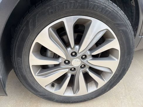 Used 2018 Buick Encore Preferred FWD image 21