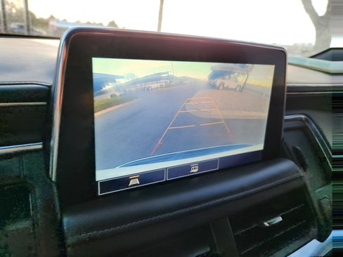 Used 2021 Chevrolet Tahoe LT image 29