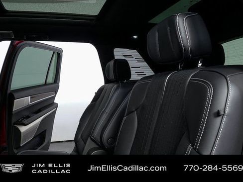 Certified 2026 Cadillac Vistiq Sport w/ LPO, Floor Liner Package image 19