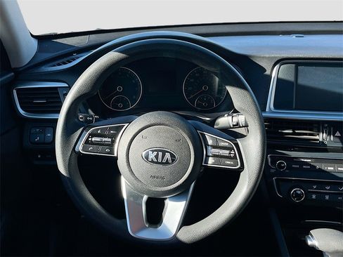 Used 2020 Kia Optima LX image 11