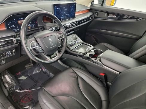 Used 2023 Lincoln Nautilus Reserve w/ Equipment Group 201A image 12