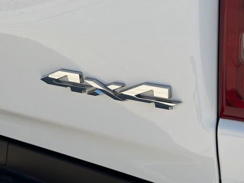 Used 2022 RAM 1500 Limited image 8