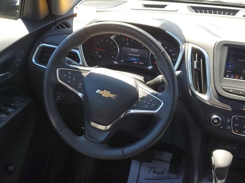 Used 2024 Chevrolet Equinox LT image 25