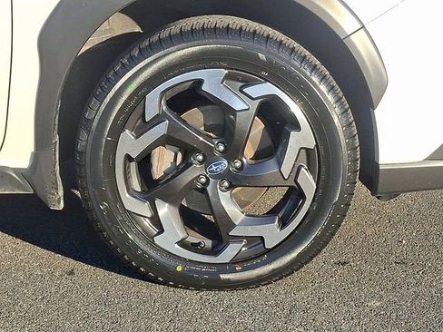 Used 2023 Subaru Crosstrek 2.5i Limited image 8