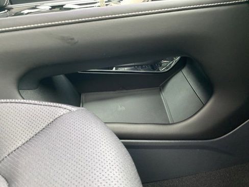 New 2026 Volkswagen Atlas Cross Sport SE image 46