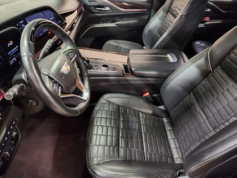 Used 2021 Cadillac Escalade Premium Luxury Platinum image 31