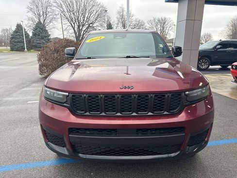 Used 2024 Jeep Grand Cherokee L Altitude image 8