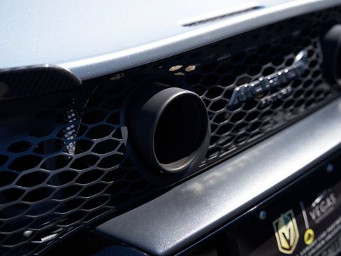 Used 2023 McLaren Artura RWD image 11