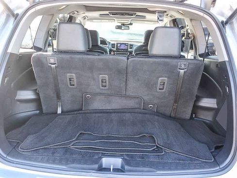 Used 2017 Honda Pilot Elite image 75