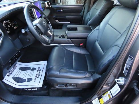 Used 2023 Toyota Tundra Platinum image 45