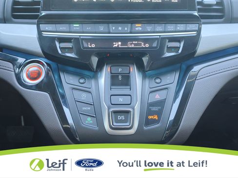 Used 2025 Honda Odyssey Touring image 25