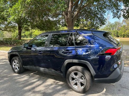 Used 2023 Toyota RAV4 XLE w/ Convenience Package image 3