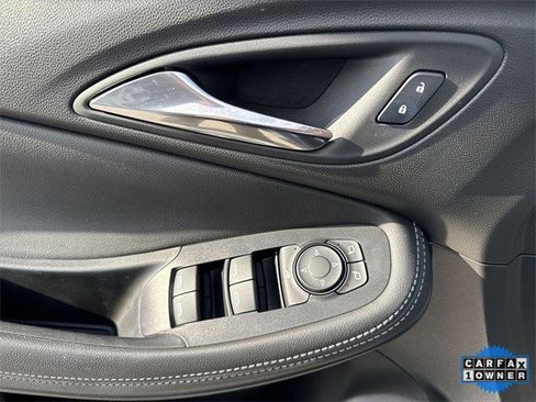 Used 2023 Buick Encore GX Select image 25