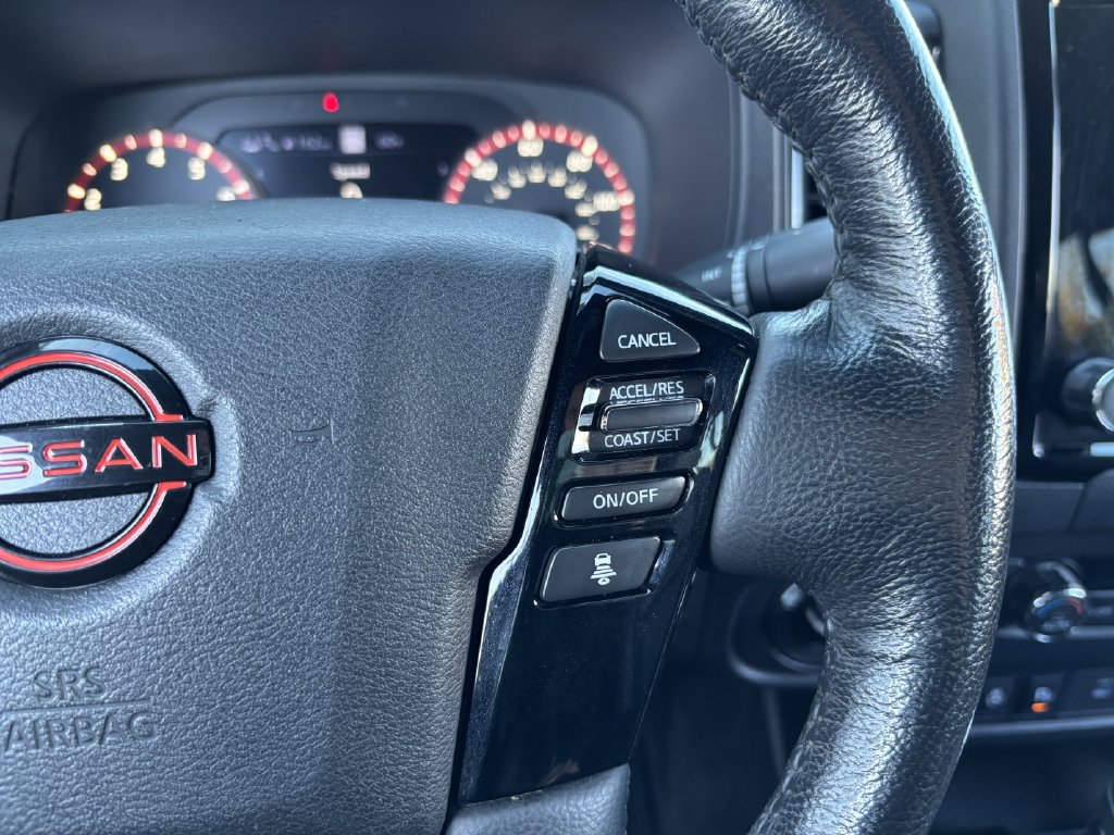 Used 2022 Nissan Frontier PRO-4X AWD/4WD image 15