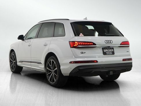 Used 2021 Audi Q7 3.0T Premium Plus image 3