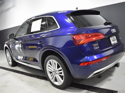 Used 2018 Audi Q5 Prestige w/ Prestige Package image 3
