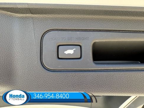 New 2026 Honda Pilot Sport image 18