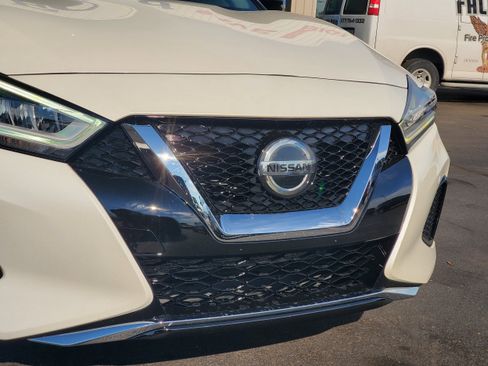 Used 2019 Nissan Maxima 3.5 SL w/ Floor Mat Group FWD image 7
