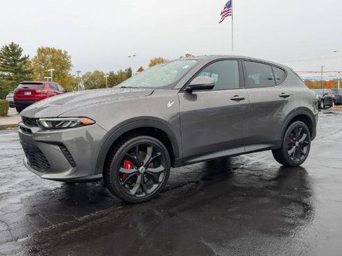 Used 2024 Dodge Hornet GT w/ Track Pack image 10