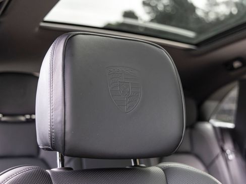 Certified 2026 Porsche Macan AWD/4WD image 68