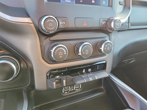 Used 2022 RAM 1500 Big Horn image 22