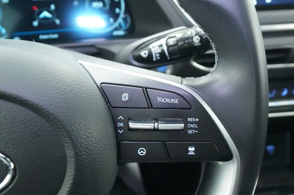 Used 2023 Hyundai Sonata SEL w/ Convenience Package FWD image 36