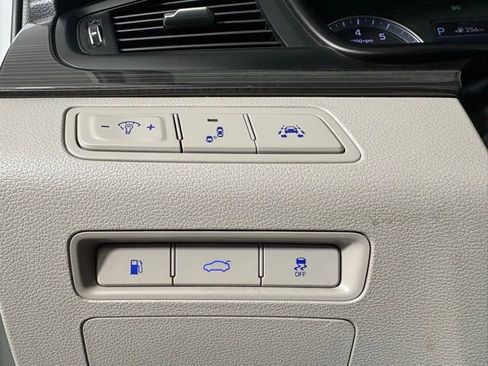 Used 2019 Hyundai Sonata Limited w/ Ultimate Package 04 image 19