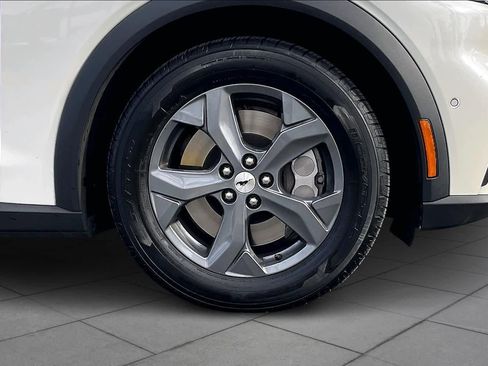 Used 2023 Ford Mustang Mach-E Select image 11