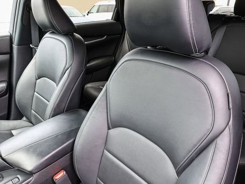 Used 2019 INFINITI QX50 Pure FWD image 28