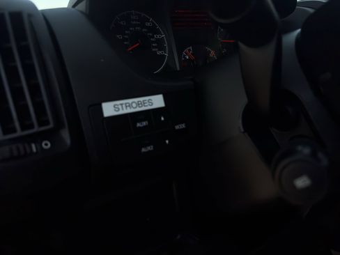 Used 2020 RAM ProMaster 2500 FWD image 12